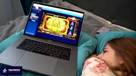 Сводная сестра попросила Массаж и занялась сексом