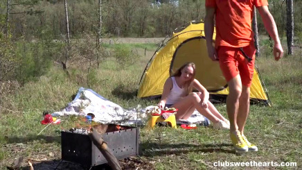 Алекс Диас секс в палатке