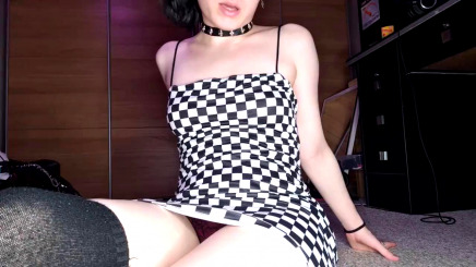 Стриптиз застенчивой британской девушки